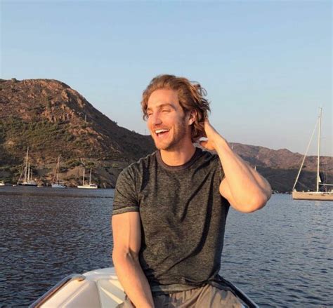 Eugenio Siller Bio